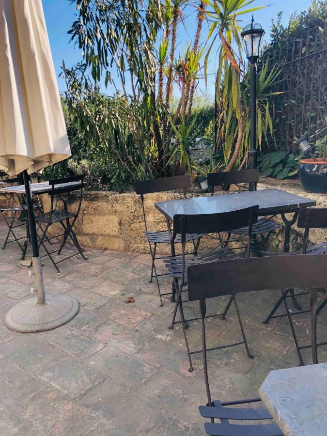 Au Bout Du Pre Hotel Pézenas Eksteriør billede