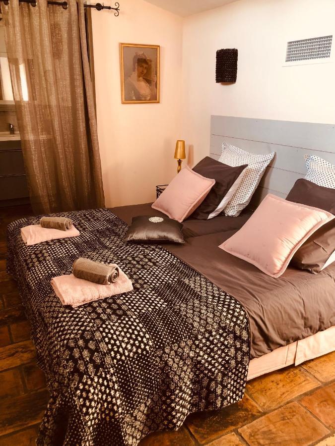 Au Bout Du Pre Hotel Pézenas Eksteriør billede